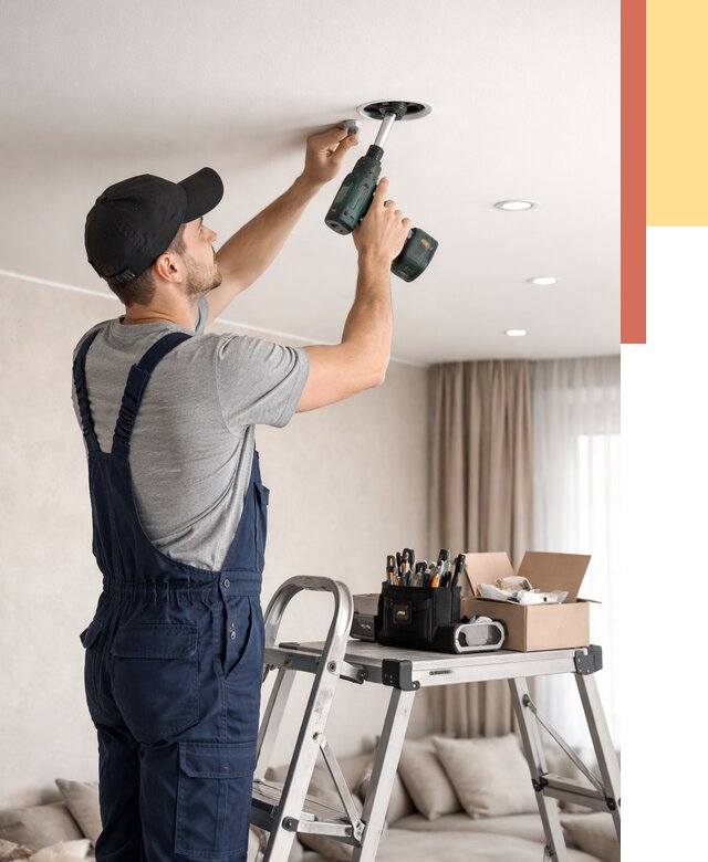 Установка и монтаж точечных светильников в натяжной потолок в Вологде от 1849 руб. | ОТДЕЛОЧНИК-Вгд