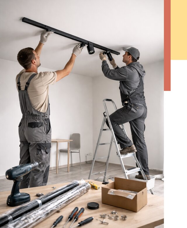 Установка трековых светильников в натяжной потолок в Вологде от 4314 руб. | ОТДЕЛОЧНИК-Вгд